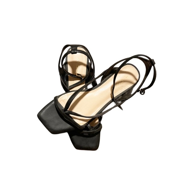 ALDO flat black sandals - Picture 3 of 5
